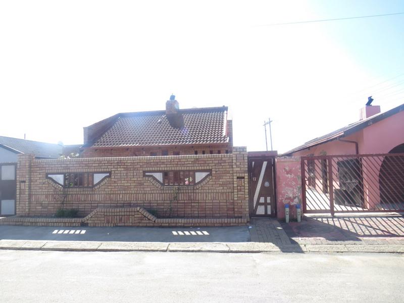 3 Bedroom Property for Sale in Kagiso Gauteng
