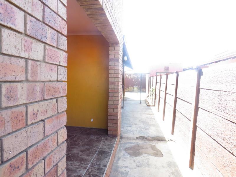 3 Bedroom Property for Sale in Kagiso Gauteng