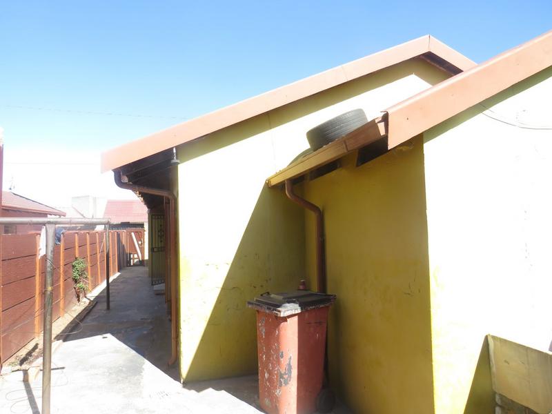 3 Bedroom Property for Sale in Kagiso Gauteng
