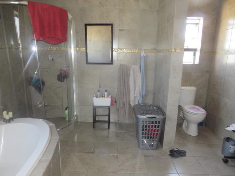 5 Bedroom Property for Sale in Krugersdorp Gauteng