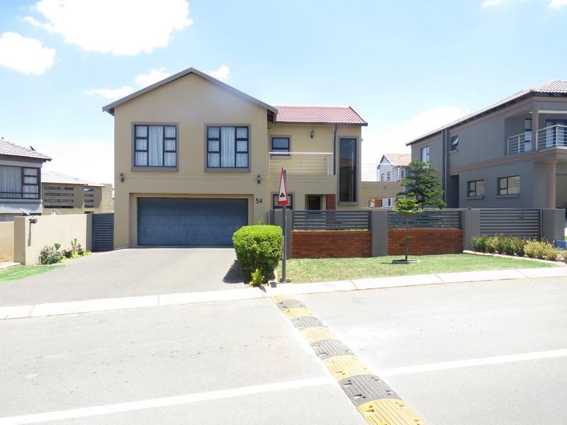 4 Bedroom Property for Sale in Krugersdorp West Gauteng
