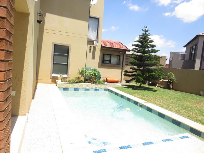 4 Bedroom Property for Sale in Krugersdorp West Gauteng