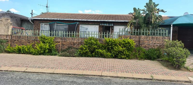 4 Bedroom Property for Sale in Krugersdorp West Gauteng