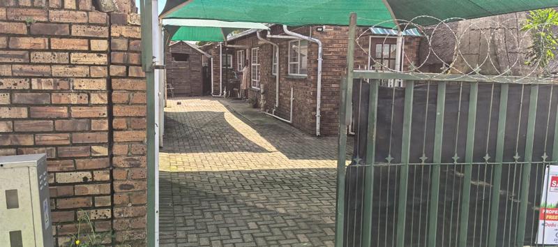 4 Bedroom Property for Sale in Krugersdorp West Gauteng