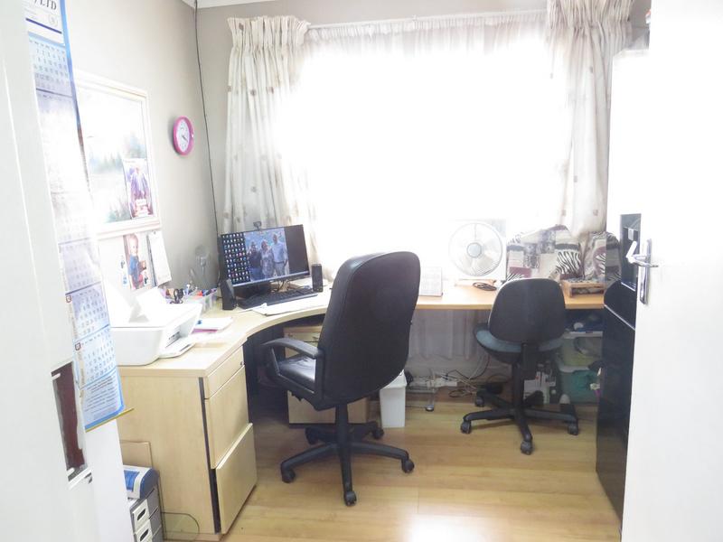 3 Bedroom Property for Sale in Quellerie Park Gauteng