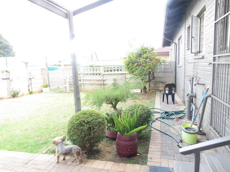3 Bedroom Property for Sale in Quellerie Park Gauteng