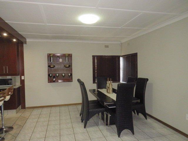 3 Bedroom Property for Sale in Wentworth Park Gauteng