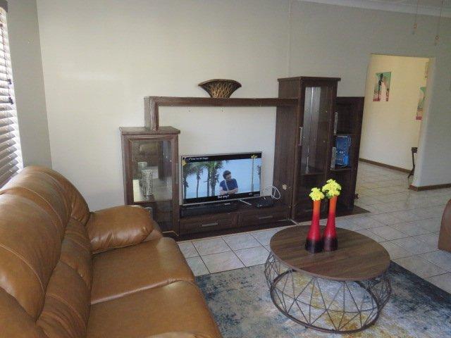 3 Bedroom Property for Sale in Wentworth Park Gauteng