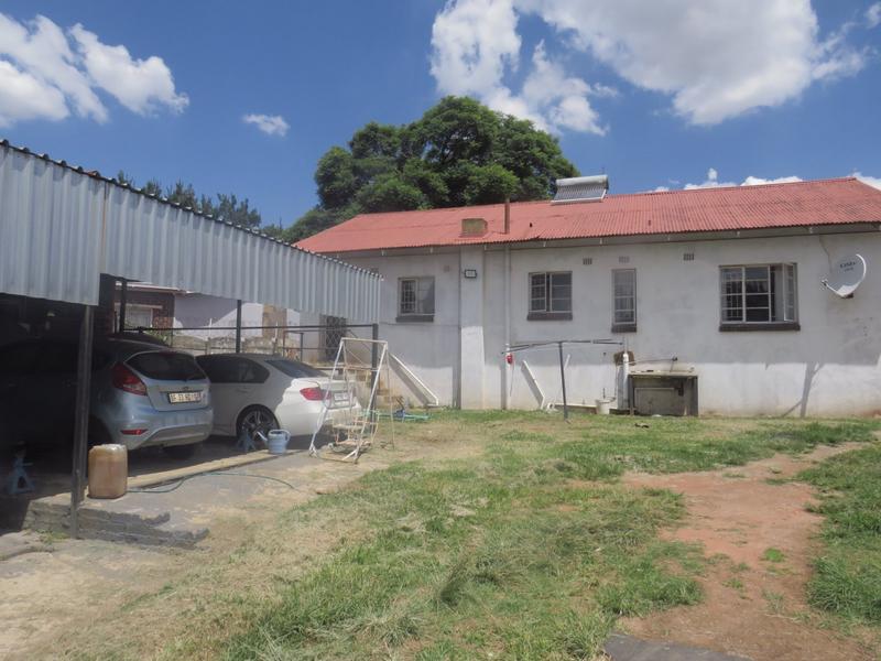 2 Bedroom Property for Sale in Wentworth Park Gauteng