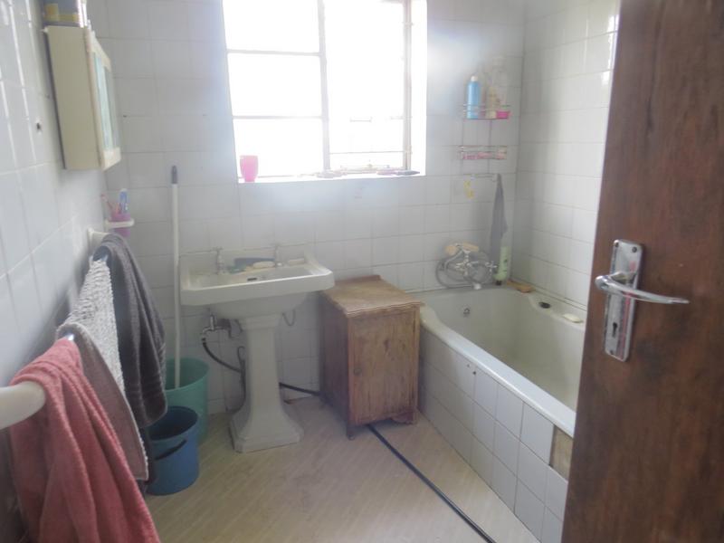 2 Bedroom Property for Sale in Wentworth Park Gauteng