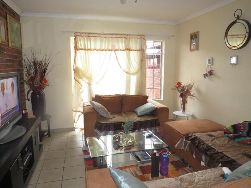 2 Bedroom Property for Sale in West Village Gauteng