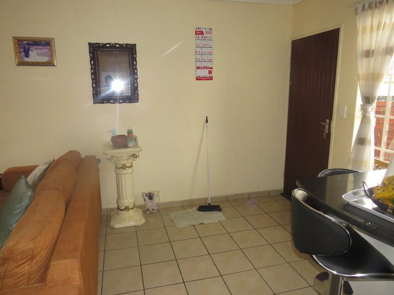 2 Bedroom Property for Sale in West Village Gauteng