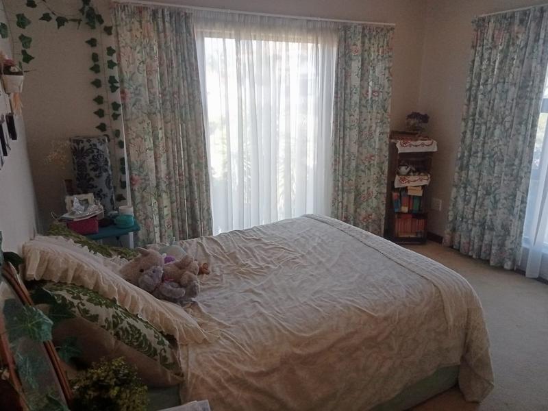4 Bedroom Property for Sale in Heuningklip Gauteng