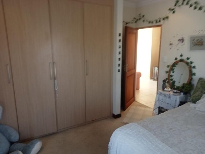 4 Bedroom Property for Sale in Heuningklip Gauteng