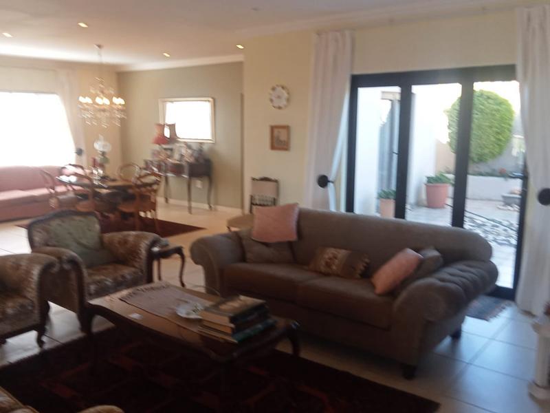4 Bedroom Property for Sale in Heuningklip Gauteng