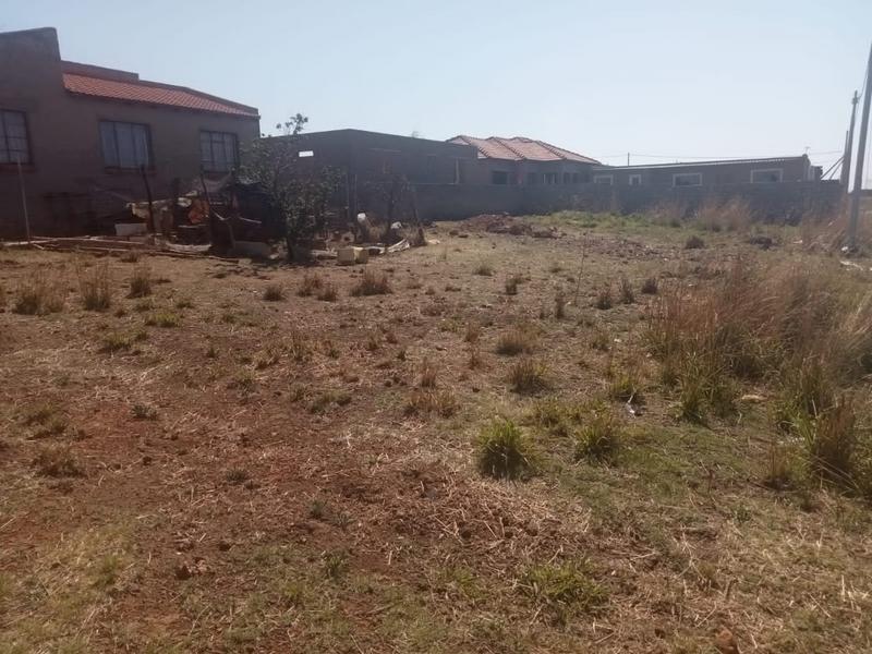 0 Bedroom Property for Sale in Mohlakeng Gauteng