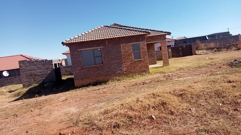 3 Bedroom Property for Sale in Mohlakeng Gauteng