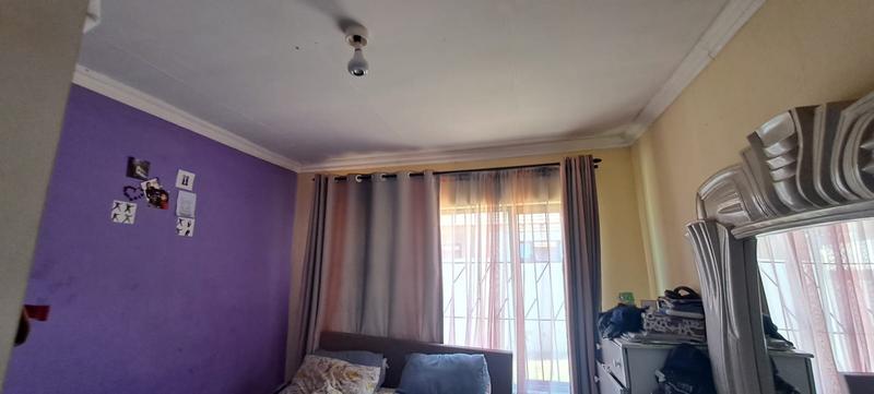 2 Bedroom Property for Sale in Munsieville Gauteng