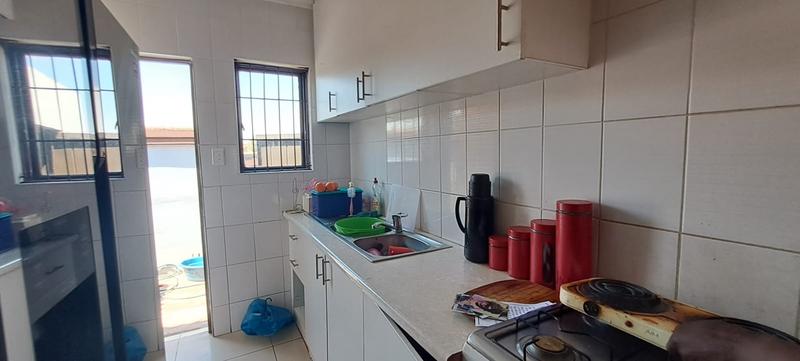 2 Bedroom Property for Sale in Munsieville Gauteng