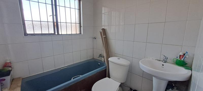 2 Bedroom Property for Sale in Munsieville Gauteng