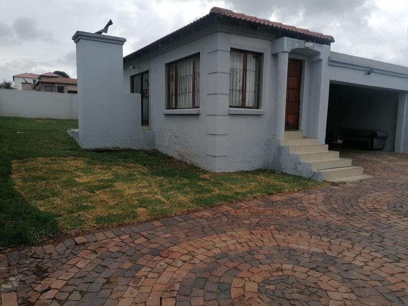 2 Bedroom Property for Sale in Munsieville Gauteng