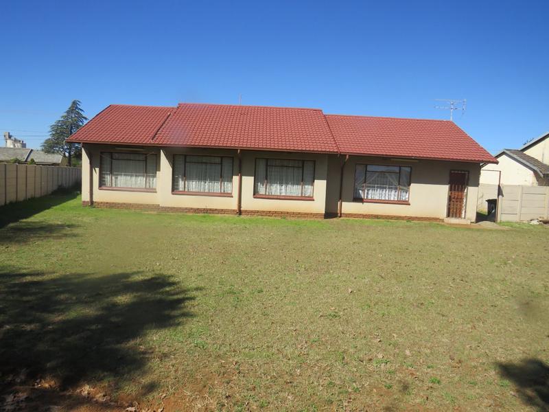 3 Bedroom Property for Sale in Finsbury Gauteng