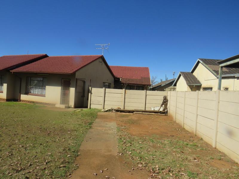 3 Bedroom Property for Sale in Finsbury Gauteng