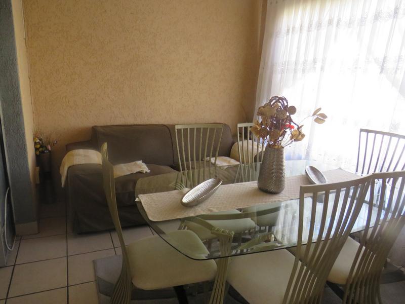 3 Bedroom Property for Sale in Finsbury Gauteng