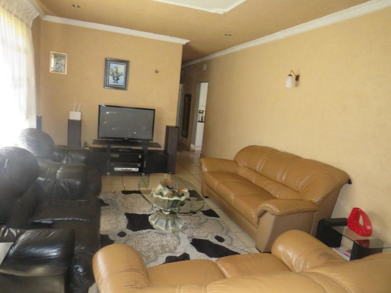 3 Bedroom Property for Sale in Finsbury Gauteng