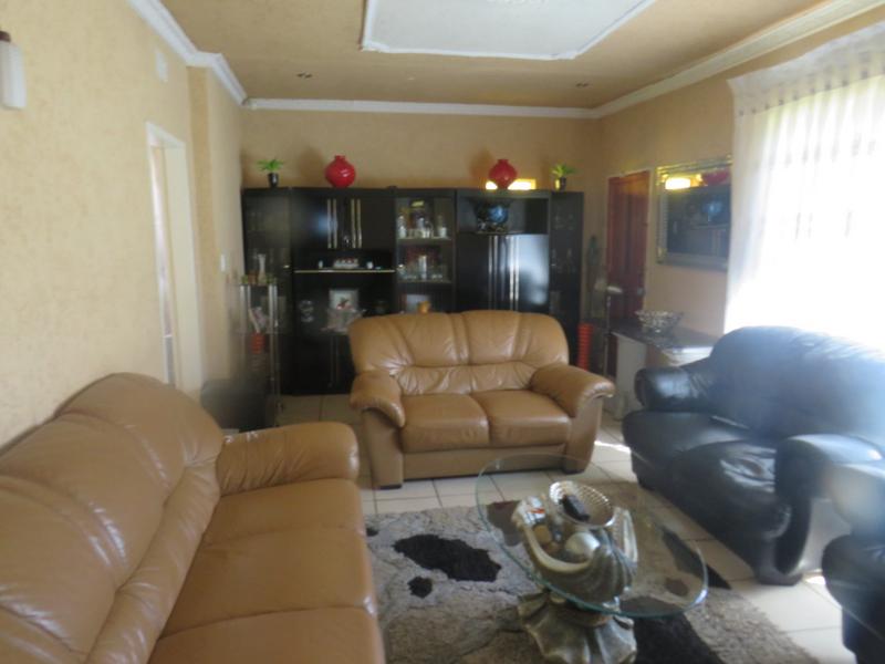 3 Bedroom Property for Sale in Finsbury Gauteng