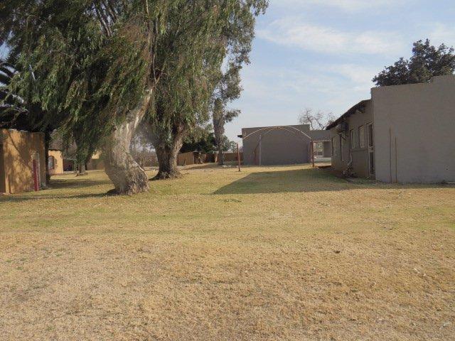 0 Bedroom Property for Sale in Finsbury Gauteng