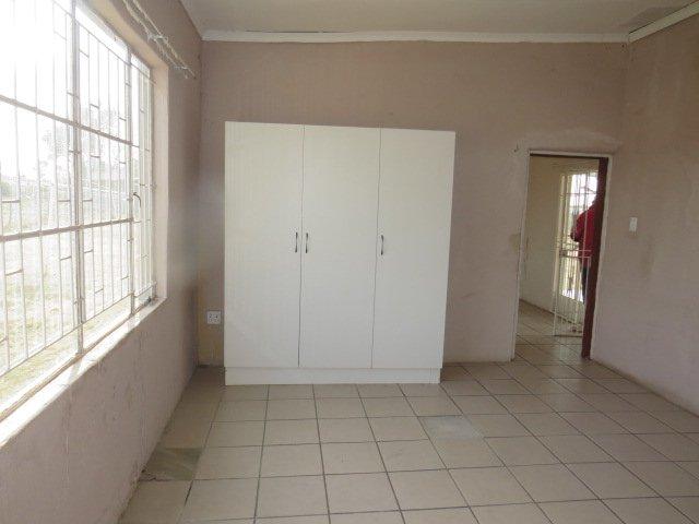 0 Bedroom Property for Sale in Finsbury Gauteng