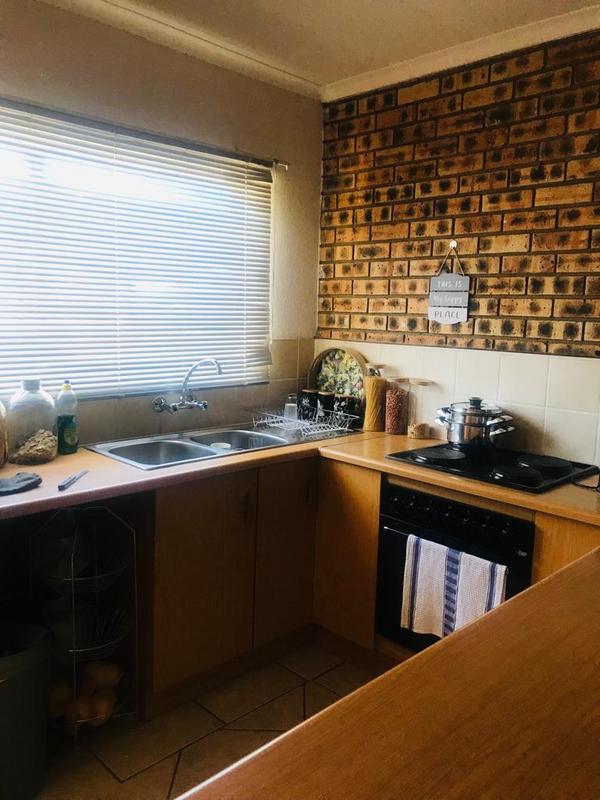 3 Bedroom Property for Sale in Finsbury Gauteng