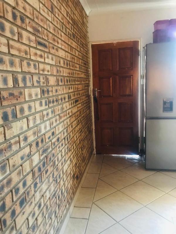 3 Bedroom Property for Sale in Finsbury Gauteng