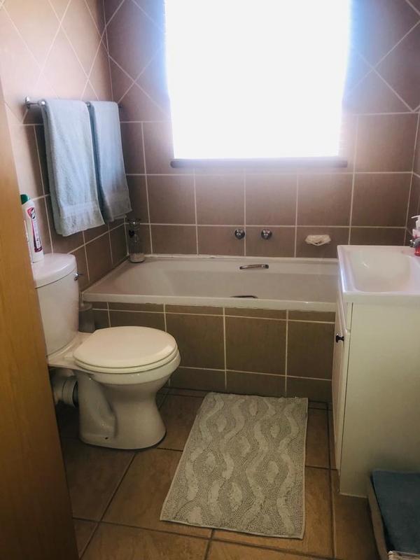 3 Bedroom Property for Sale in Finsbury Gauteng