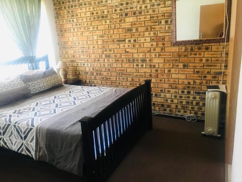 3 Bedroom Property for Sale in Finsbury Gauteng