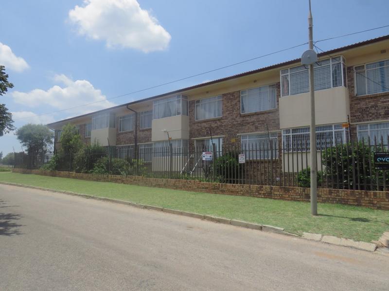 2 Bedroom Property for Sale in Randfontein Gauteng