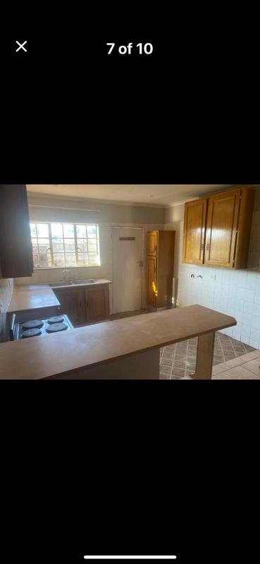 6 Bedroom Property for Sale in Randfontein Gauteng