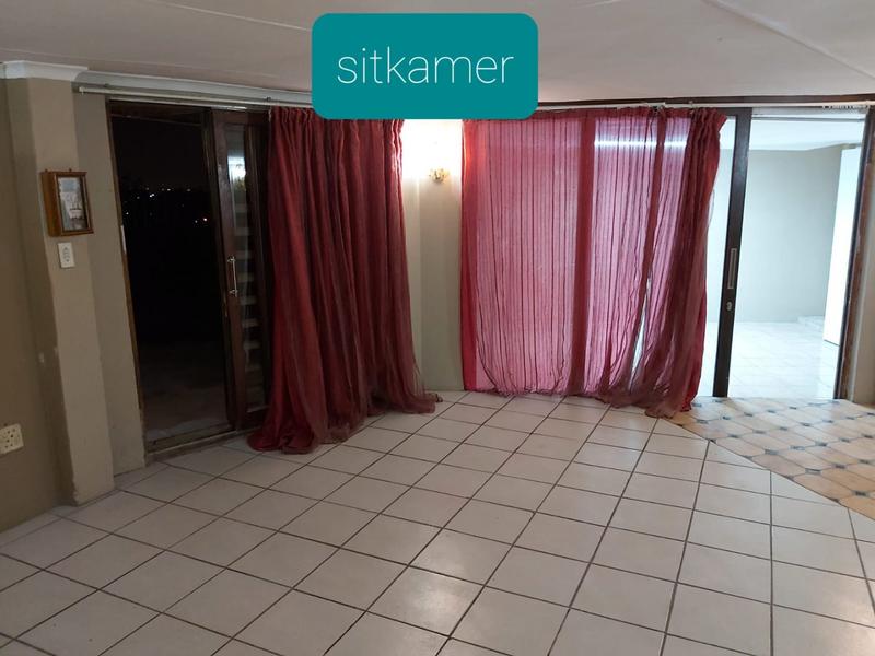 3 Bedroom Property for Sale in Roodepoort Gauteng