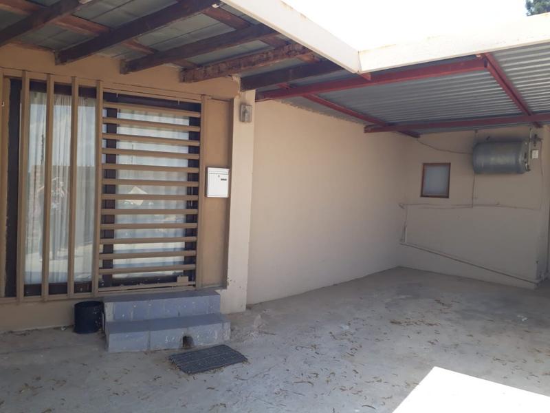 3 Bedroom Property for Sale in Roodepoort Gauteng