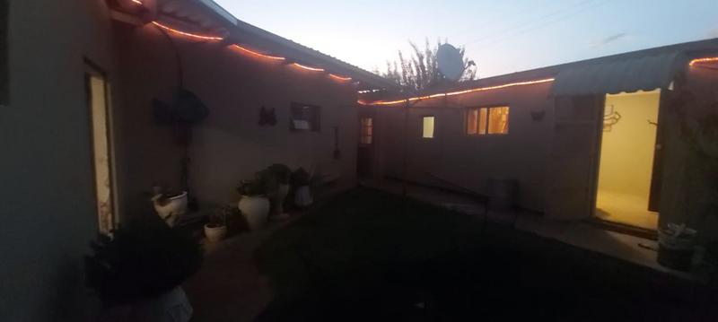 3 Bedroom Property for Sale in Roodepoort Gauteng