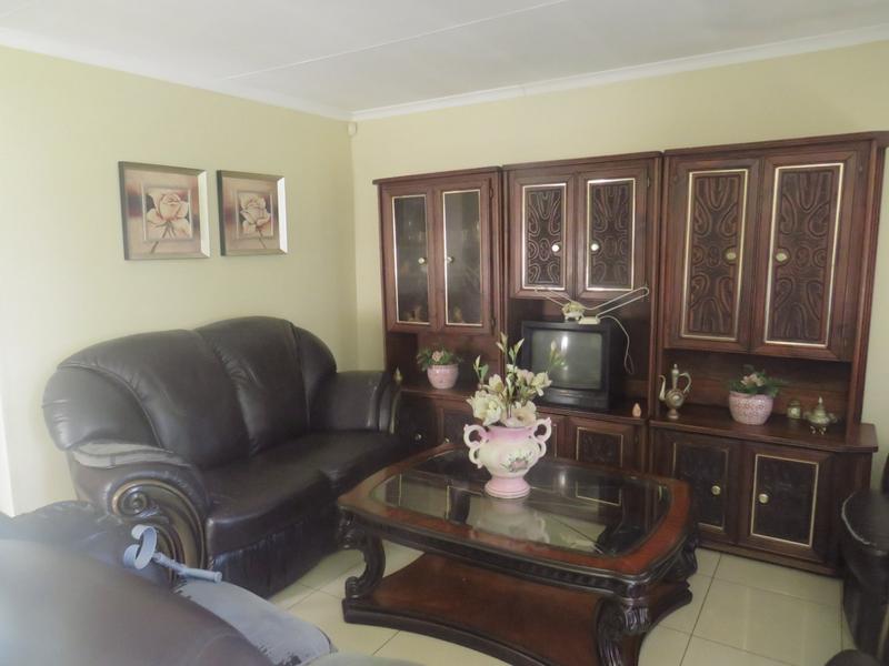 2 Bedroom Property for Sale in Roodepoort Gauteng
