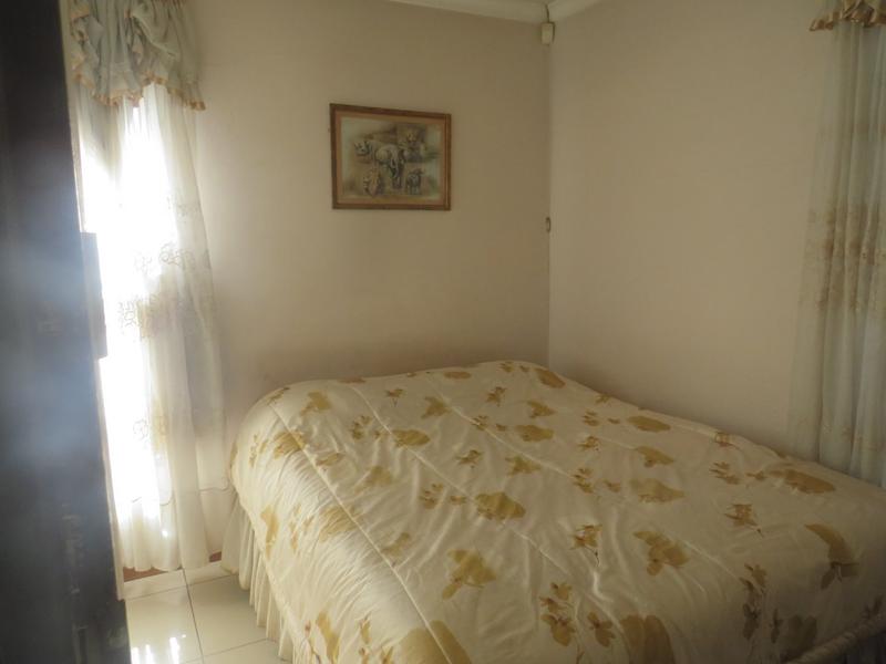 2 Bedroom Property for Sale in Roodepoort Gauteng