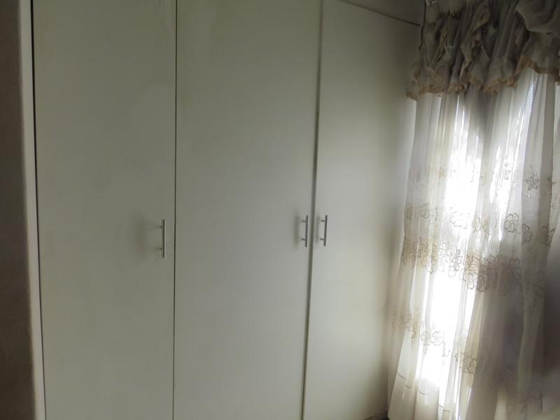 2 Bedroom Property for Sale in Roodepoort Gauteng