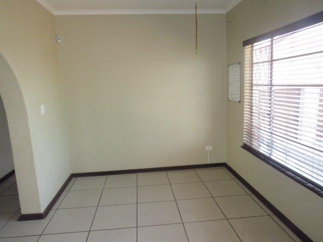 4 Bedroom Property for Sale in Roodepoort Gauteng