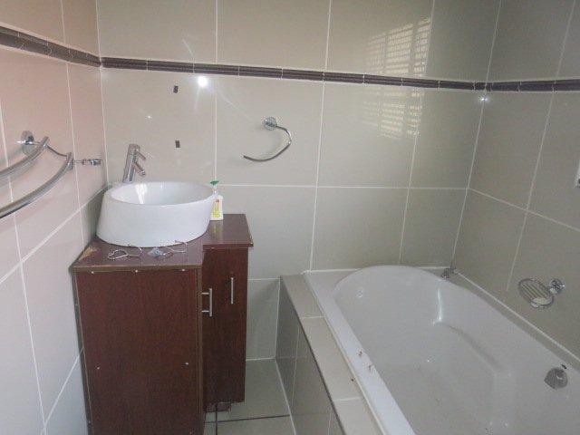 4 Bedroom Property for Sale in Roodepoort Gauteng