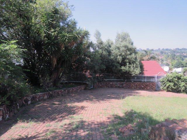 4 Bedroom Property for Sale in Roodepoort Gauteng