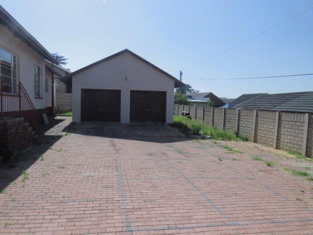 4 Bedroom Property for Sale in Roodepoort Gauteng