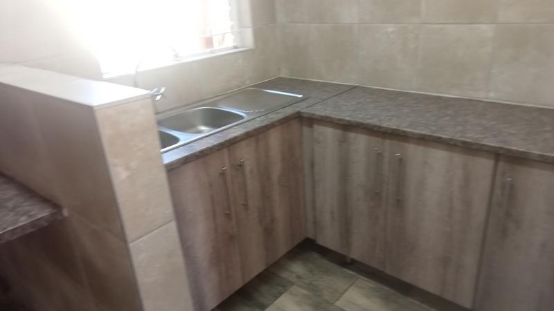 2 Bedroom Property for Sale in Roodepoort Gauteng