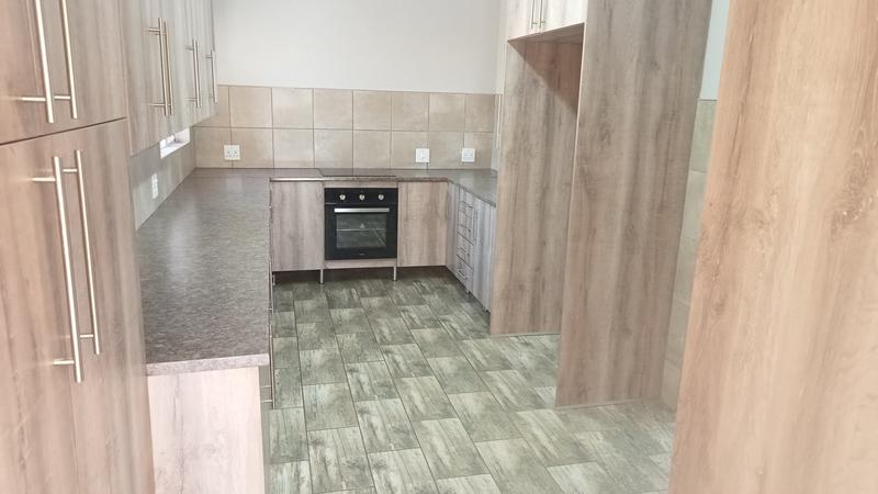 2 Bedroom Property for Sale in Roodepoort Gauteng